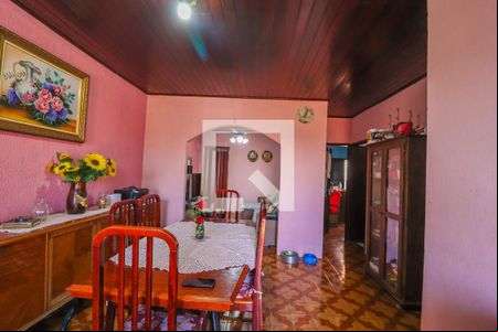 Sala de casa à venda com 4 quartos, 378m² em Jardim da Fonte, Jundiaí