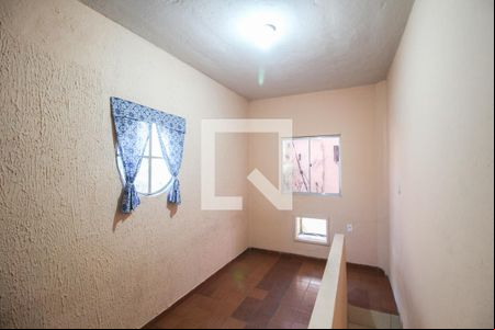 Quarto de kitnet/studio para alugar com 1 quarto, 30m² em Califórnia, Nova Iguaçu