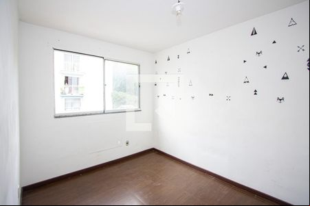 Quarto 1 de apartamento para alugar com 3 quartos, 52m² em Galo Branco, São Gonçalo