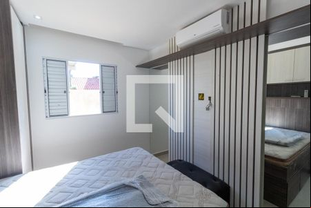 Quarto 1 de casa de condomínio à venda com 2 quartos, 65m² em Vila Nhocune, São Paulo