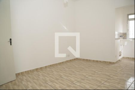 Sala de apartamento para alugar com 2 quartos, 70m² em Jardim Marisa, São Paulo