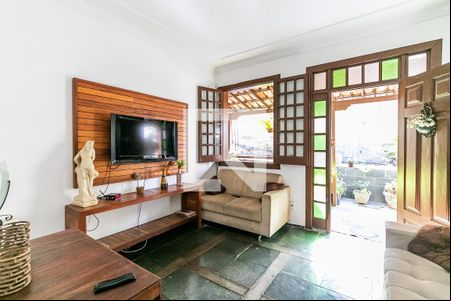 Sala - Casa 1 de casa à venda com 8 quartos, 724m² em Vila Cloris, Belo Horizonte