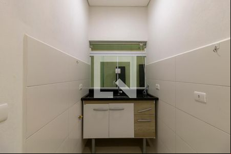 Cozinha de kitnet/studio para alugar com 1 quarto, 28m² em Vila Canero, São Paulo