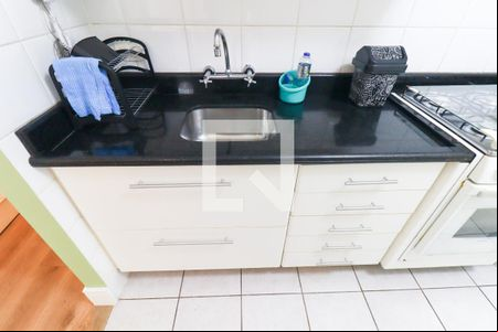 Cozinha e Área de Serviço de apartamento para alugar com 1 quarto, 50m² em Centro, Curitiba