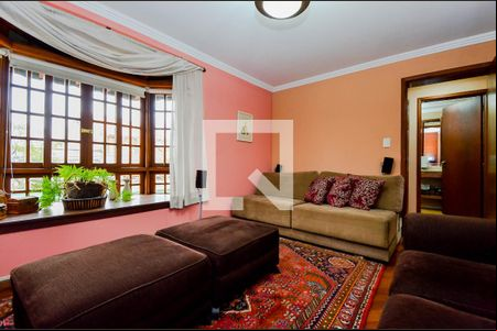 Sala de TV de casa para alugar com 3 quartos, 500m² em Vila Rosália, Guarulhos
