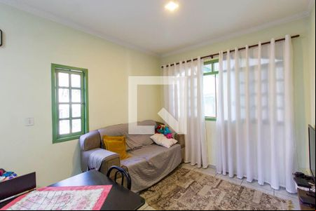 Casa 1 - Sala e Cozinha  de casa à venda com 7 quartos, 212m² em Jardim Santo Antônio, São Paulo