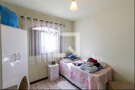 Casa 1 - Quarto 1 de casa à venda com 7 quartos, 212m² em Jardim Santo Antônio, São Paulo