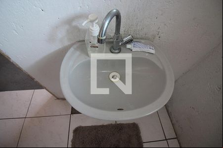 Banheiro Social 1 de casa para alugar com 4 quartos, 140m² em Cooperativa, São Bernardo do Campo