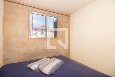 Quarto 1 de apartamento para alugar com 2 quartos, 55m² em Rubem Berta, Porto Alegre