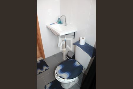 Banheiro de apartamento para alugar com 2 quartos, 40m² em Santos Dumont, São Leopoldo
