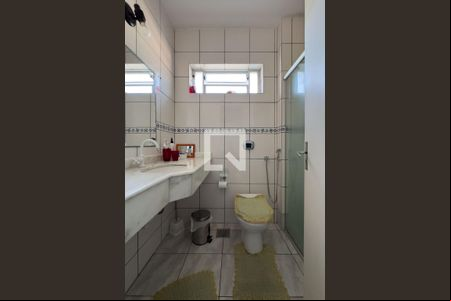 Banheiro de apartamento para alugar com 1 quarto, 96m² em Nonoai, Porto Alegre