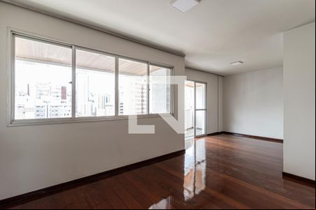 Sala de apartamento à venda com 2 quartos, 100m² em Funcionários, Belo Horizonte