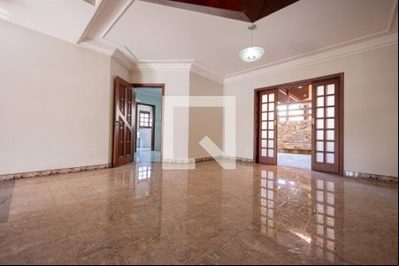 Sala  de casa para alugar com 4 quartos, 380m² em Parque Terranova, Valinhos