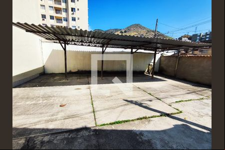 Garagem de casa para alugar com 1 quarto, 50m² em Engenho de Dentro, Rio de Janeiro