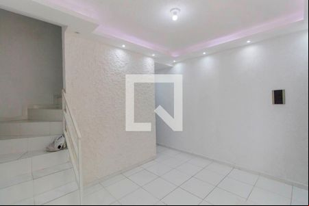 Sala  de casa de condomínio para alugar com 2 quartos, 110m² em Jardim Arize, São Paulo