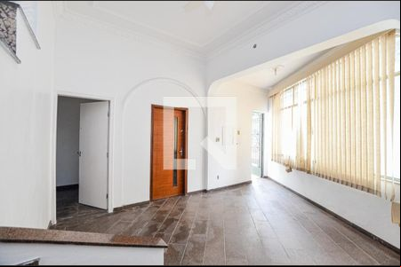 Sala de casa à venda com 6 quartos, 550m² em São Domingos, Niterói