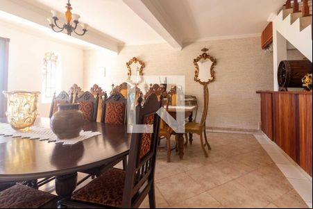 Sala 2 de casa para alugar com 5 quartos, 649m² em : Prado Rangel, Embu das Artes