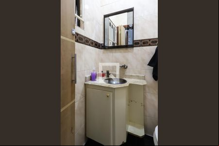 Lavabo de casa para alugar com 3 quartos, 142m² em Vila Invernada, São Paulo