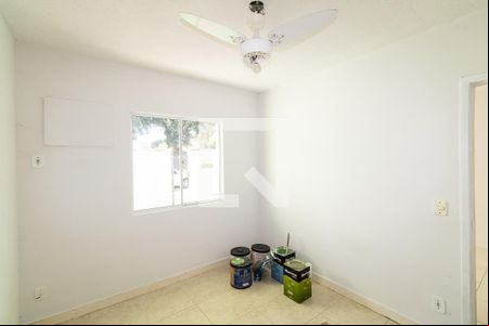 Quarto 1 de casa de condomínio para alugar com 2 quartos, 51m² em Campo Grande, Rio de Janeiro