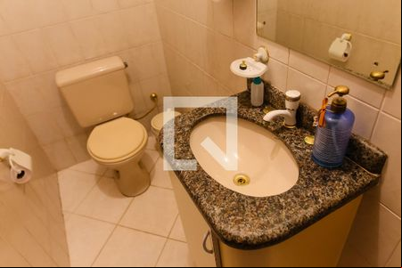Banheiro de casa à venda com 3 quartos, 232m² em Parque Capuava, Santo André