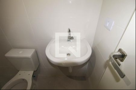 Banheiro de kitnet/studio à venda com 0 quarto, 28m² em Vila Anadir, São Paulo