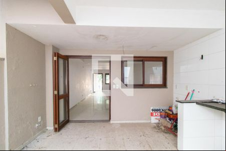 Quintal de casa à venda com 3 quartos, 169m² em Aberta dos Morros, Porto Alegre