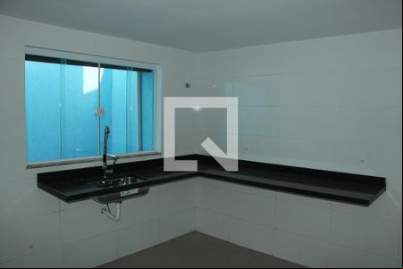 Cozinha de casa para alugar com 2 quartos, 80m² em Jardim Jasmim, Nova Iguaçu