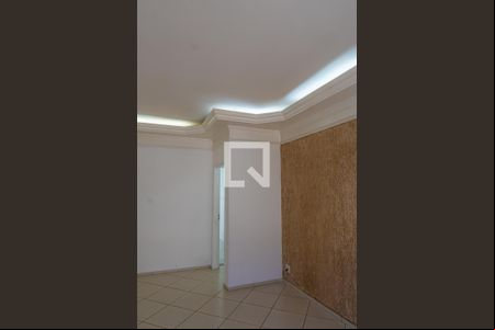 Sala de casa para alugar com 4 quartos, 200m² em Jardim Baronesa, Campinas