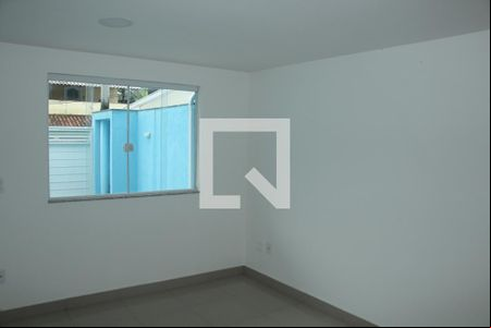 Detalhe Sala de casa para alugar com 2 quartos, 80m² em Jardim Jasmim, Nova Iguaçu