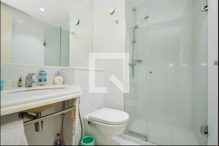 Banheiro de apartamento à venda com 1 quarto, 32m² em Centro, Guarulhos
