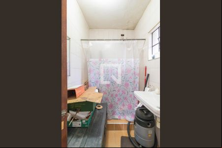 Banheiro 1 de casa para alugar com 3 quartos, 520m² em Vila Mangalot, São Paulo
