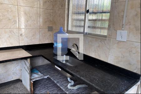 Cozinha de casa para alugar com 1 quarto, 50m² em Parque Independência , Duque de Caxias