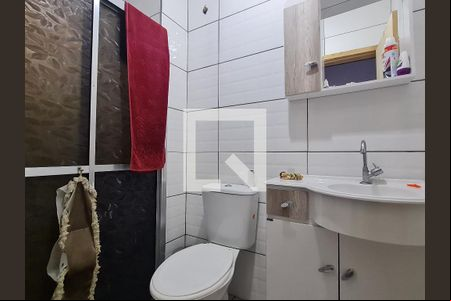 Banheiro da Suíte 1 de casa à venda com 2 quartos, 68m² em Jardim Carvalho, Porto Alegre