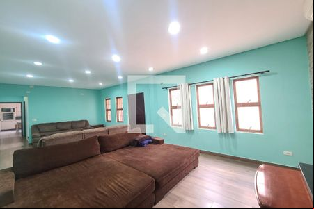 Sala de casa para alugar com 2 quartos, 267m² em Vila Antonieta, São Paulo