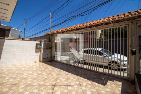 Garagem de casa para alugar com 3 quartos, 166m² em Jardim Munhoz, Guarulhos