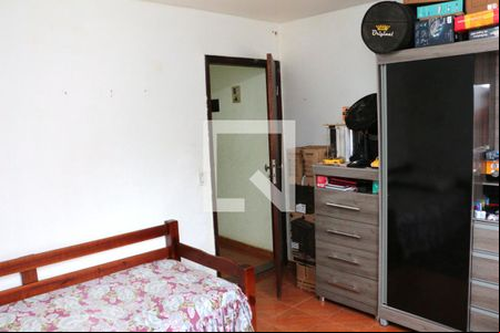 Quarto 1 de casa para alugar com 2 quartos, 100m² em Jardim Ester Yolanda, São Paulo