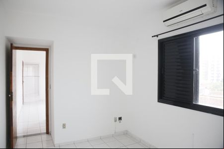 Quarto  de apartamento para alugar com 1 quarto, 50m² em Guilhermina, Praia Grande