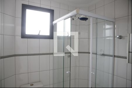 Banheiro  de apartamento para alugar com 1 quarto, 50m² em Guilhermina, Praia Grande