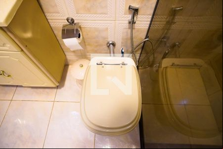 Banheiro Social de casa para alugar com 4 quartos, 250m² em Céu Azul, Belo Horizonte