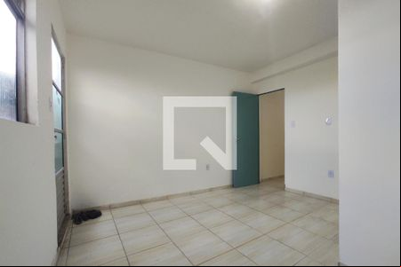 Quarto de casa para alugar com 1 quarto, 40m² em Macaúbas, Salvador