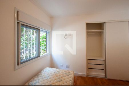 Quarto 1 de apartamento para alugar com 2 quartos, 66m² em Alto de Pinheiros, São Paulo