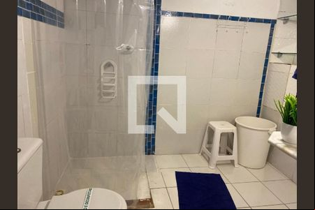 banheiro de apartamento para alugar com 1 quarto, 53m² em Jardim das Margaridas, Salvador