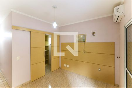 Quarto 1 de casa à venda com 3 quartos, 160m² em Vila Andrade, São Paulo