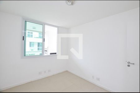 Quarto de apartamento à venda com 3 quartos, 123m² em Itaipu, Niterói
