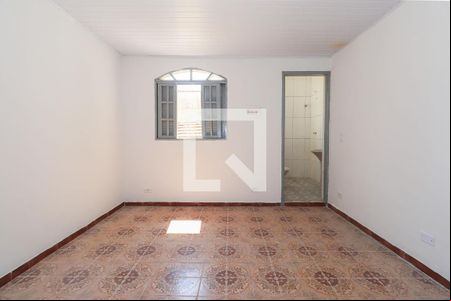 Suíte de casa para alugar com 1 quarto, 45m² em Vila Monumento, São Paulo