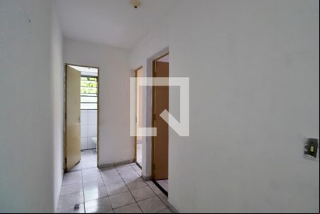 Corredor de apartamento à venda com 2 quartos, 48m² em Parque das Nações, Santo André