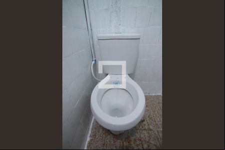 Banheiro de casa de condomínio para alugar com 1 quarto, 20m² em Vila Ponte Rasa, São Paulo