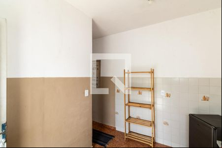 Sala/Cozinha de kitnet/studio para alugar com 1 quarto, 21m² em Campo Grande, Rio de Janeiro