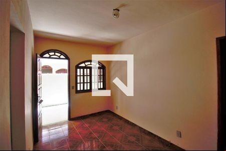 Casa para alugar com 2 quartos, 50m² em Laranjal, São Gonçalo