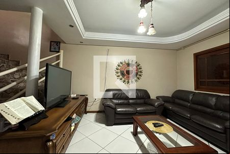 Sala de casa à venda com 4 quartos, 240m² em São Miguel, São Leopoldo